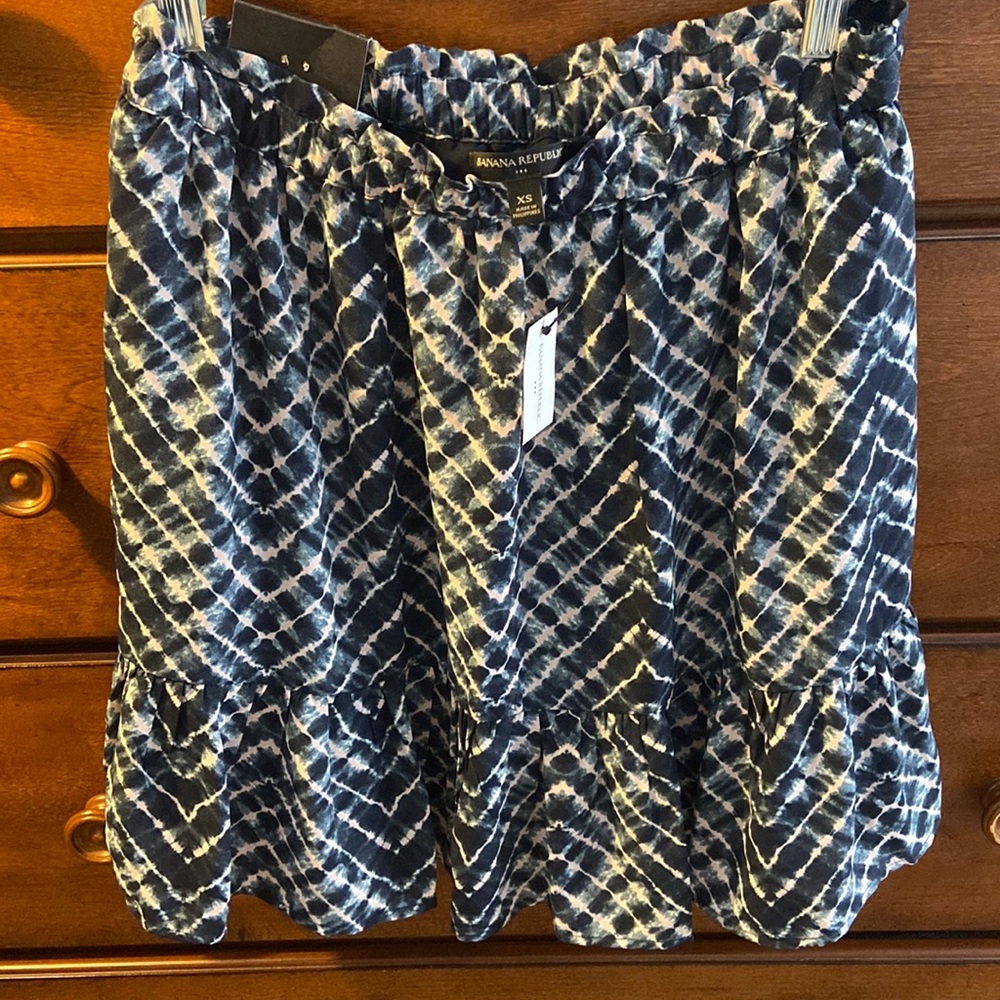 A-line/pencil skirt from Banana Republic, Brand new with tags!